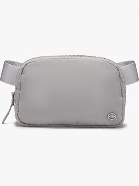 Pander Seal Gray Belt Bag Crossbody Fanny Pack NWOT Lightweight Everywhere Bag